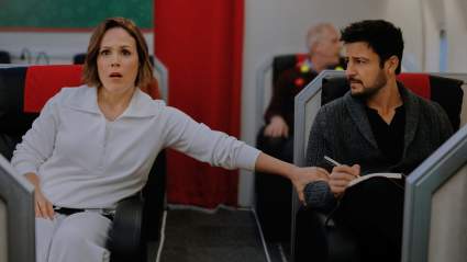 Erin Krakow Embraces ‘Scrooge’ Role in ‘Christmas Above the Clouds’