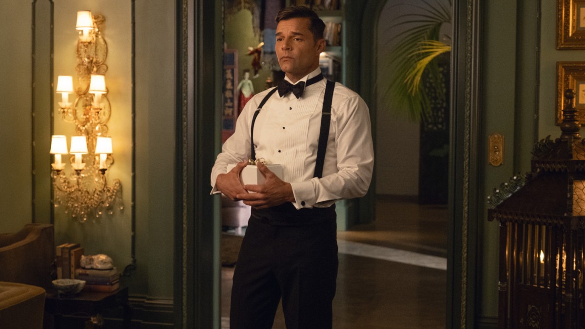 Ricky Martin in Palm Royale.