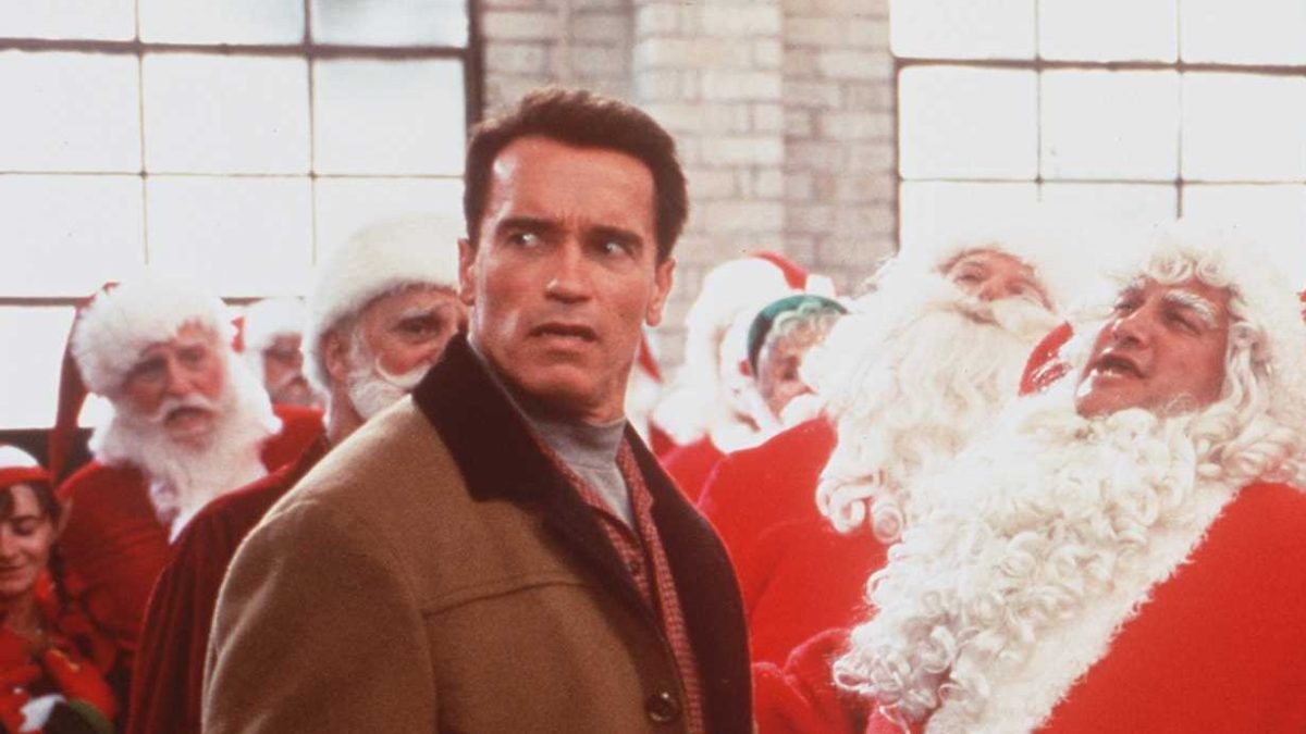 Arnold Schwarzenegger in 'Jingle All the Way' (1996).