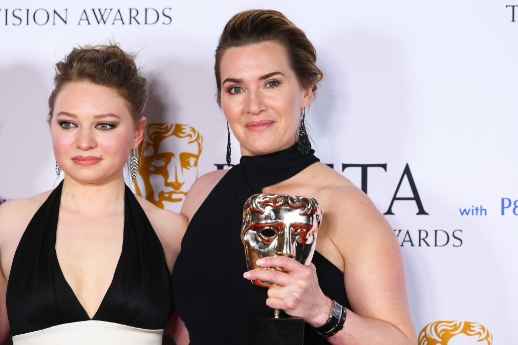 Mia Threapleton and Kate Winslet 