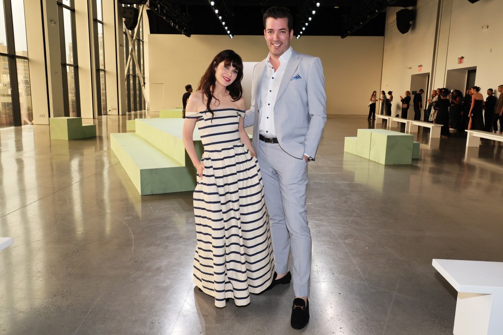 Zoey Deschanel & Jonathan Scott