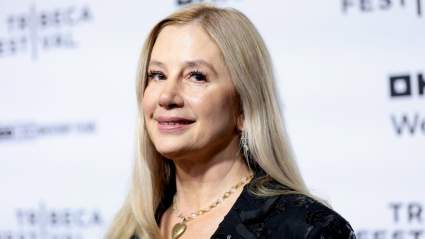 Mira Sorvino In Shock Over the Passing of ‘Wonderful’ Rob Reiner & His ‘Generous’ Wife: Posts Lengthy Tribute