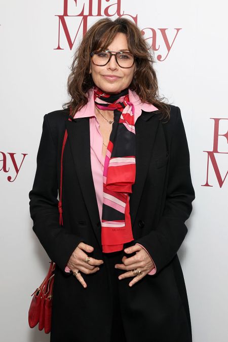 Gina Gershon