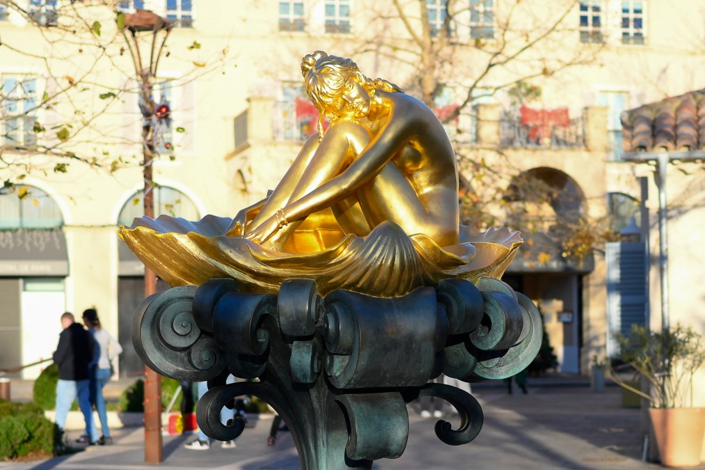 A photo shows the statue of late French actress and animal rights activist Brigitte Bardot, created from an artwork by Italian comic book author Milo Manara, on the Place Blanqui in Saint-Tropez, southeastern France on December 28, 2025.