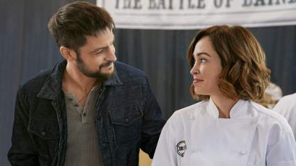 Settle In for 4 Hallmark Movie Reruns Packed With Romance, Royalty & Halloween Magic — Oct. 14