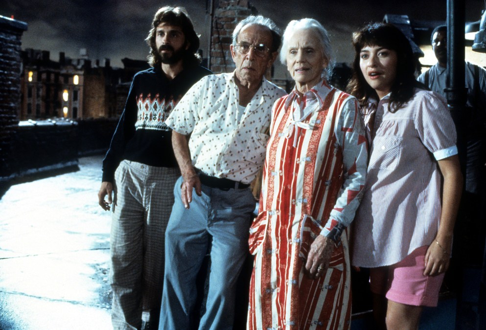 Elizabeth Pe&ntilde;a (R) in 1987.