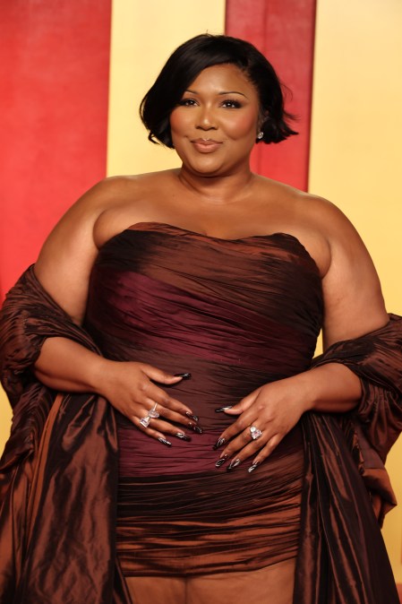 Lizzo short hair