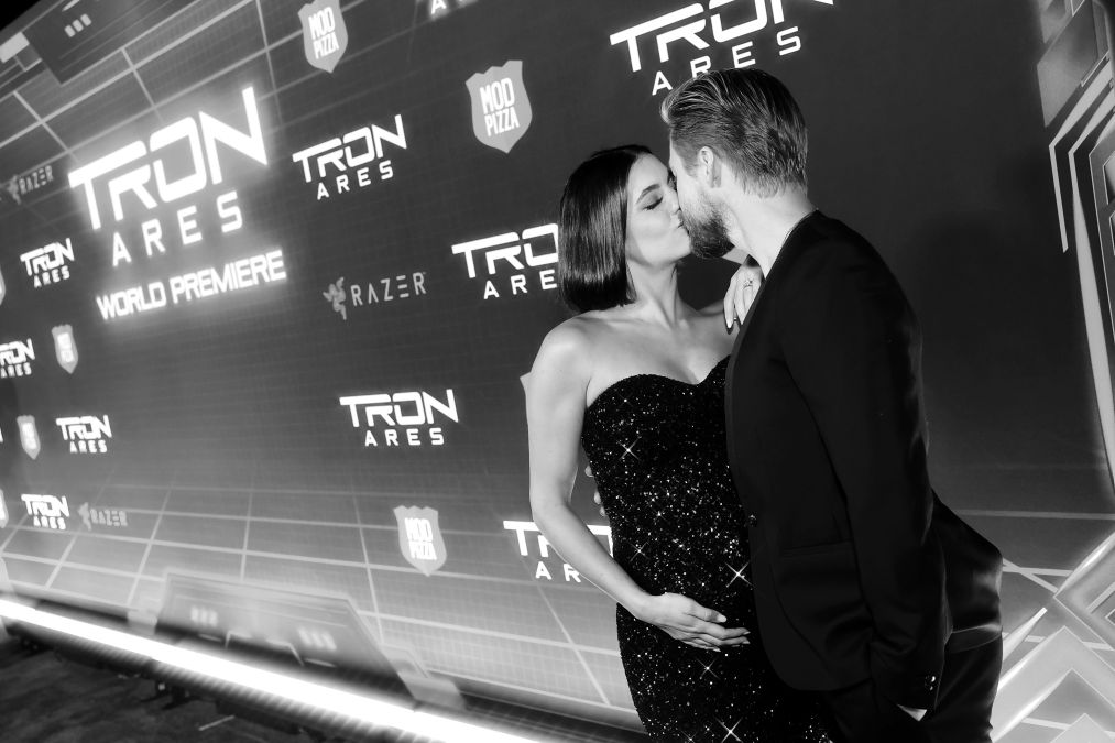 Hayley Erbert and Derek Hough