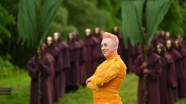 THE TRAITORS -- "Show Me Your Faces" Episode 403 -- Pictured: Alan Cumming