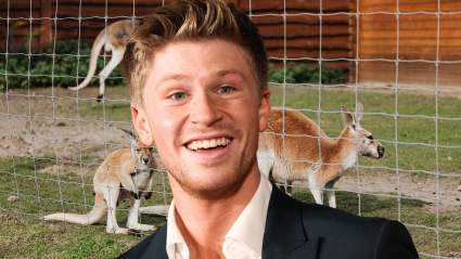 Robert Irwin Takes DWTS Mirrorball Trophy Home to Show His Zoo Animals: [Video]