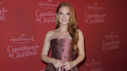 Sarah Drew Teases ‘Magical’ New Hallmark Movie