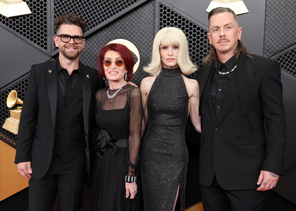 Jack Osbourne, Sharon Osbourne, Kelly Osbourne, and Sid Wilson