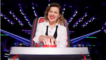 Kelly Clarkson Can’t Hide Her Love for Coaching ‘The Voice’