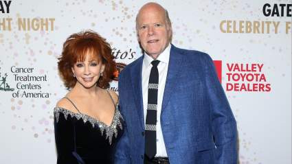 Reba McEntire Reveals The One Thing Her And Fiancé Rex Linn Disagree On