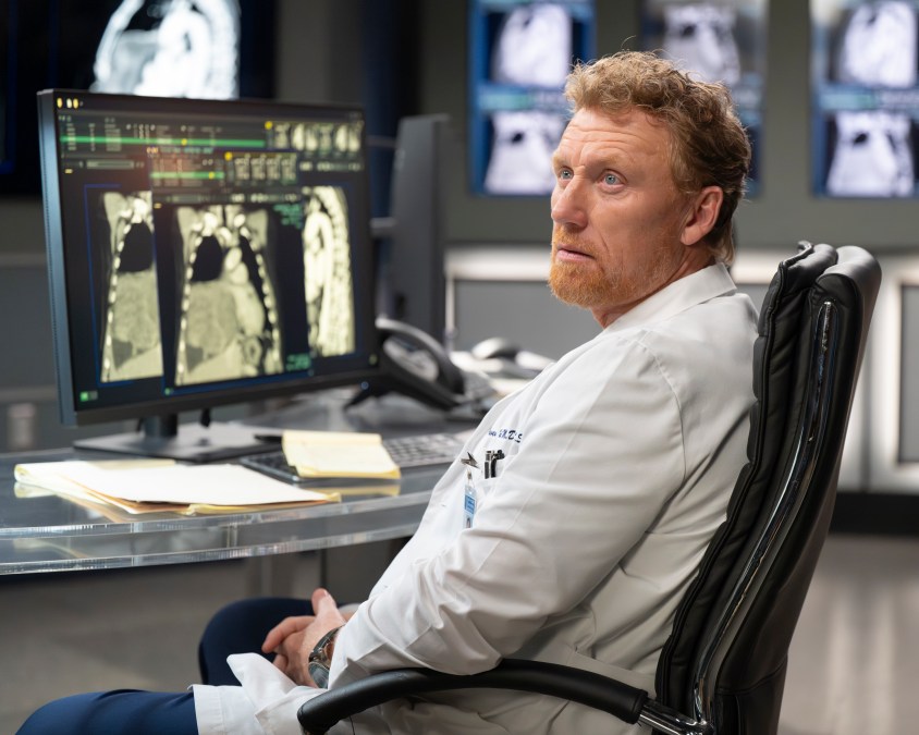 GREY&rsquo;S ANATOMY - &ldquo;Heavy on Me&rdquo; - Bailey and Owen join forces to save a tumor patient, while Richard faces an internal battle.
