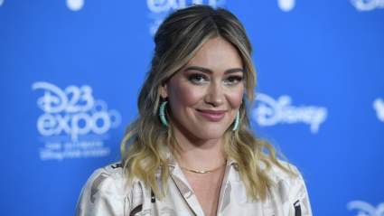 Hilary Duff Gets Emotional Talking About ‘Devastating’ Relationship With Her Parents