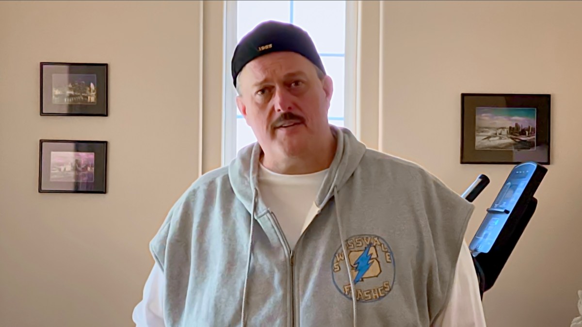 Billy Gardell performs on Byron Allen&rsquo;s Feeding America Comedy Festival