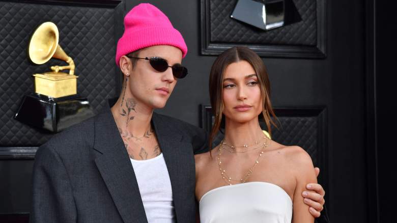 Justin Bieber (L) and US model Hailey Bieber