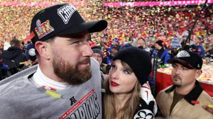 Travis Kelce’s Sweet Reaction to Taylor Swift Portrait at Arrowhead Stadium Goes Viral
