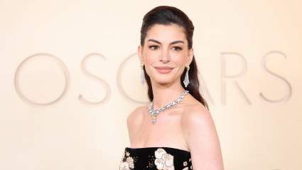 Anne Hathaway Fought For Realistic Body Types On The Set Of ‘The Devil Wears Prada 2’