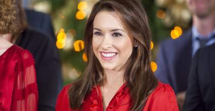 Lacey Chabert Shares New On-Set Photos From Upcoming Hallmark+ Series