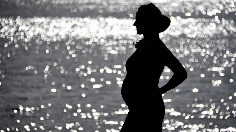 baby bump silhouette