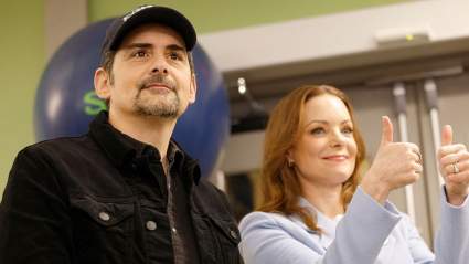 Kimberly Williams-Paisley Hilariously Celebrates Major Anniversary