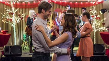 Today’s Hallmark Channel Movie SCHEDULE (Mar. 12): ‘A Flower Shop Mystery’ & More