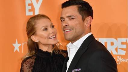 Mark Consuelos Forced to Tell The Truth About Kelly Ripa During Andy Cohen WWHL Appearance