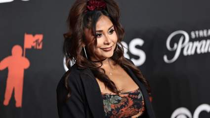 ‘Jersey Shore’ Star Nicole Polizzi Shares Rare Family Photo
