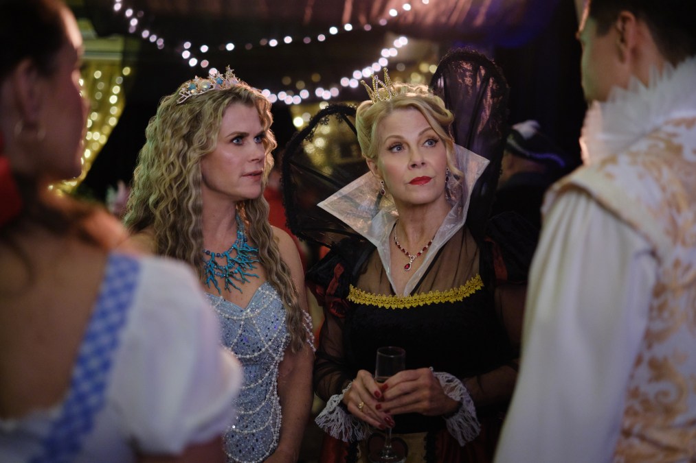 Alison Sweeney, Barbara Niven