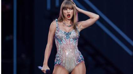 Taylor Swift’s Breakup Songwriting Style Gets Honest Reaction From Rock and Roll Hall of Famer