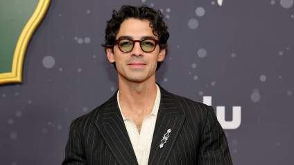Joe Jonas Goes Instagram Official With New Girlfriend During Puerto Rico Getaway