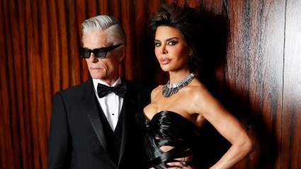 Lisa Rinna, Harry Hamlin Recreate Kylie Jenner and Timothée Chalamet Beach Photos