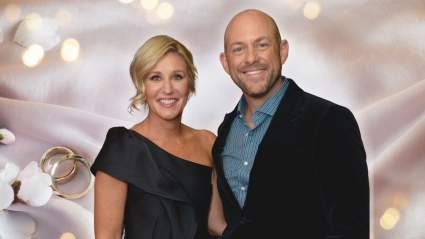Jenny & Dave Marrs Reminisce About Wedding as They Celebrate 21st Anniversary
