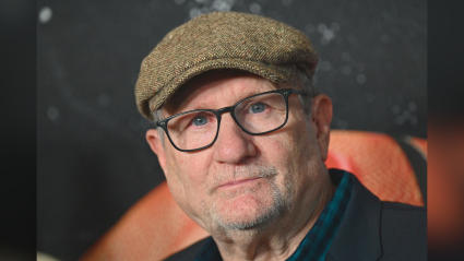 ‘Modern Family’ Star Ed O’Neill, 80: PHOTOS of Actor’s Rarely-Seen Daughters