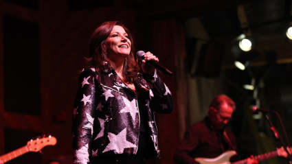 ’90s Country Music Star Martina McBride Announces She’s Going to Be a Grandma