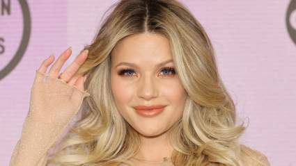 Is Witney Carson The First Pregnant Pro on DWTS?