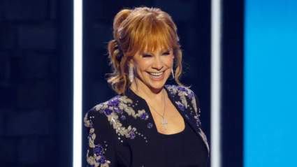 Hallmark Fan Favorite Gets Real About Reba McEntire Friendship