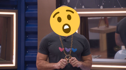 ‘Big Brother’ Alum Bares (Almost) All in Steamy Selfie: ‘Under the Towel’