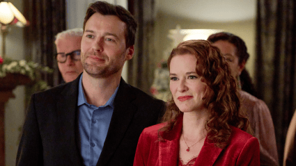 Sarah Drew Shares Sweet & Silly Behind-the-Scenes Moments From the Set of ‘Mistletoe Murders’ Season 3