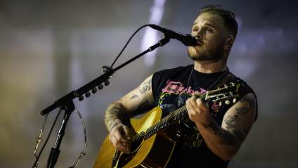 Zach Bryan Reaches Major Milestone in Sobriety Journey: ‘I Completely Understand Now’