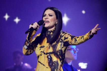 Laura Pausini Concert Evacuated Mid-Performance, Fans ‘Rushing Out of Building’