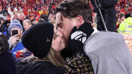 Taylor Swift Captivates N.Y.C. in Stunning $1,290 Black Dress on Date With Travis Kelce