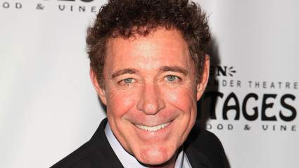 Barry Williams Dishes On ‘Brady Bunch’ Success & Teen Stardom