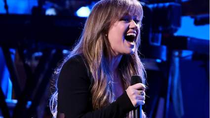 Kelly Clarkson Officially Eligible for Rock & Roll Hall of Fame’s Class of 2027