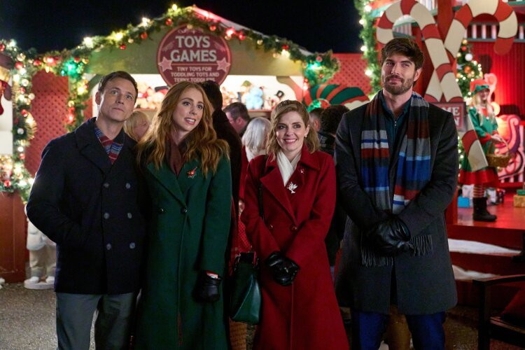 Hallmark's "Love Under the Mistletoe"