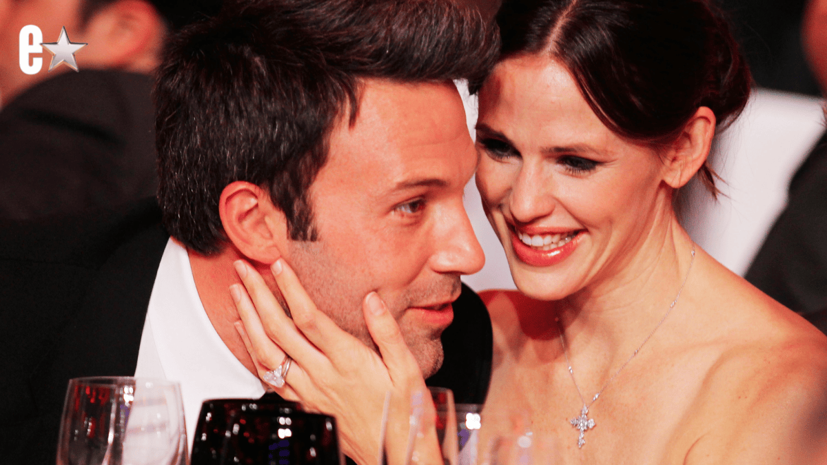Jennifer Garner Honors Ex Ben Affleck