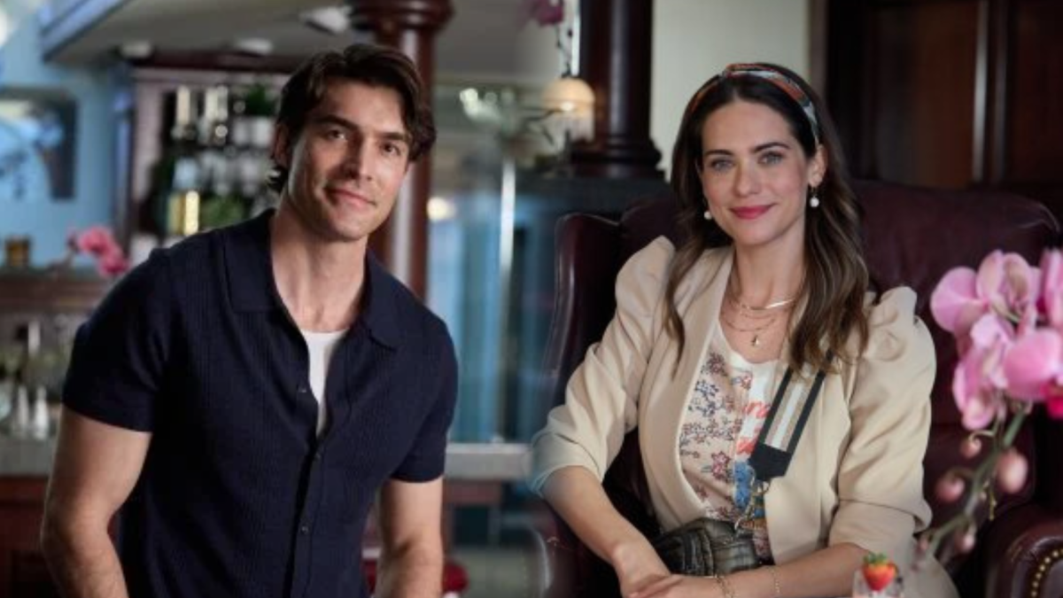 Peter Porte and Lyndsy Fonseca