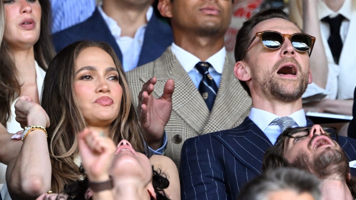 Tom Hiddleston - Jennifer Lopez